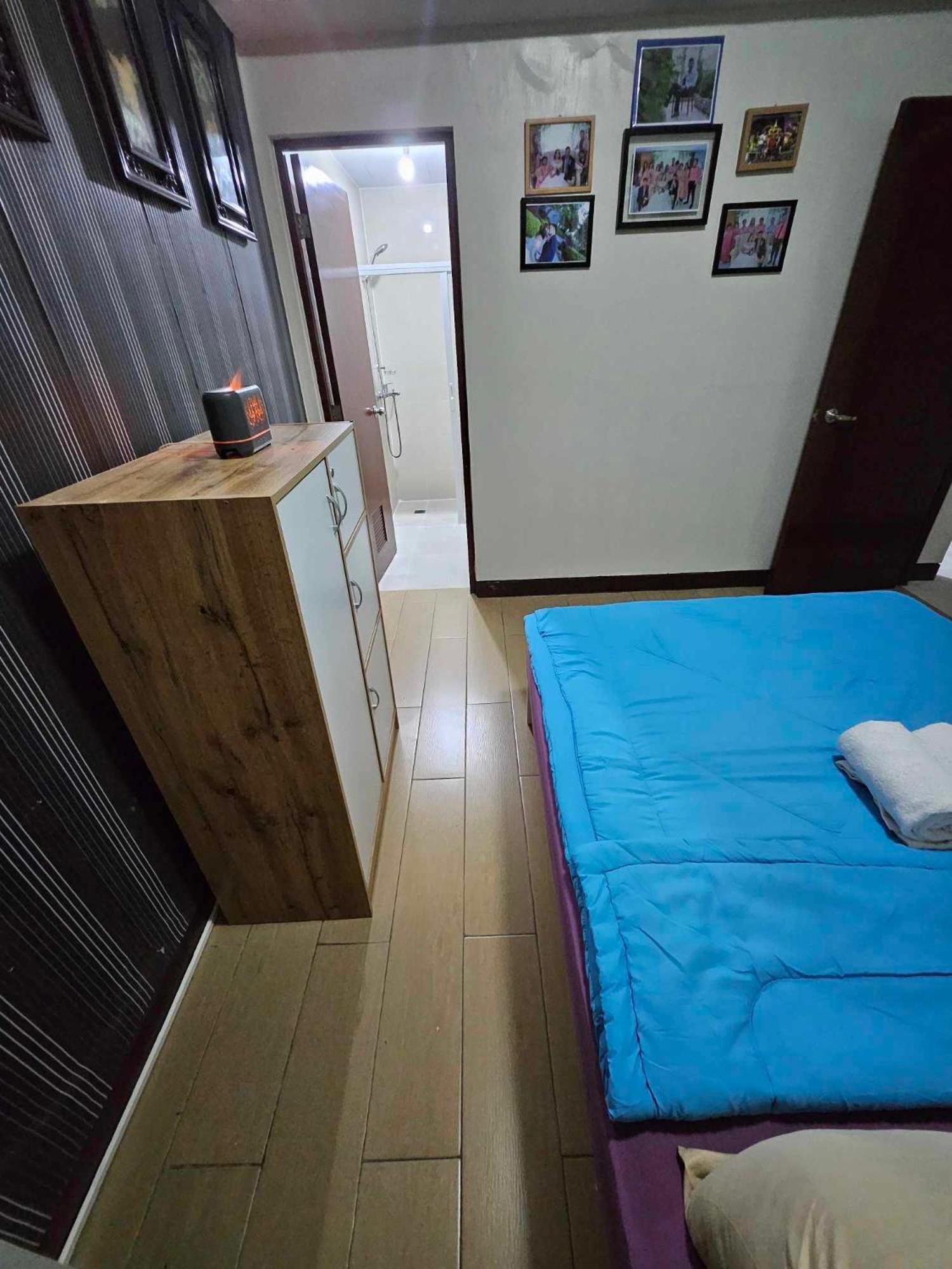 Cubao Manhattan Heights Unit 5A Tower C Кесон-Сити Экстерьер фото