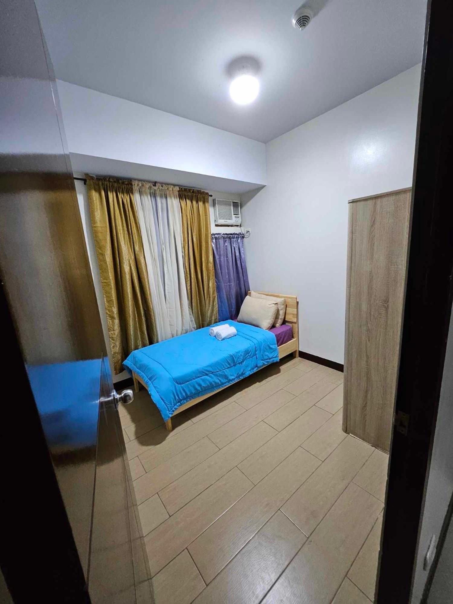 Cubao Manhattan Heights Unit 5A Tower C Кесон-Сити Экстерьер фото