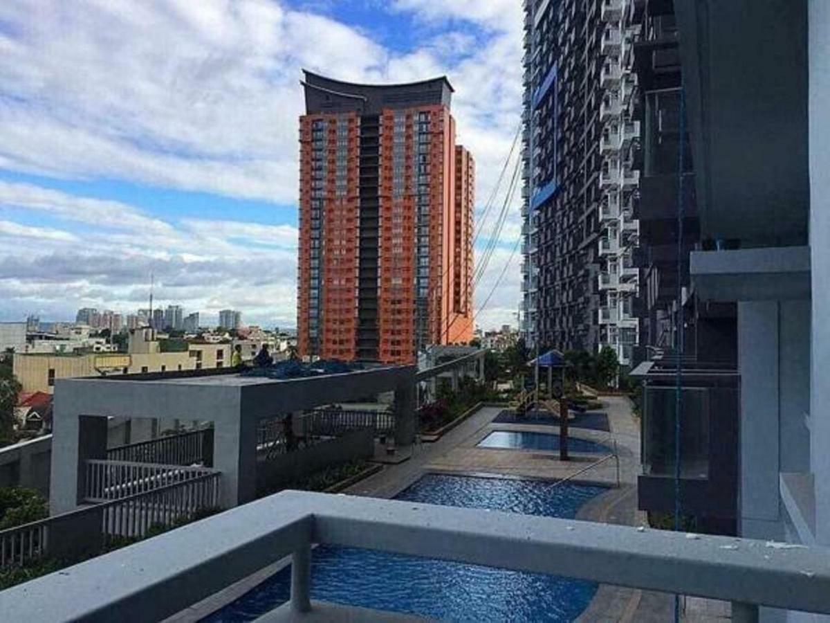 Cubao Manhattan Heights Unit 5A Tower C Кесон-Сити Экстерьер фото