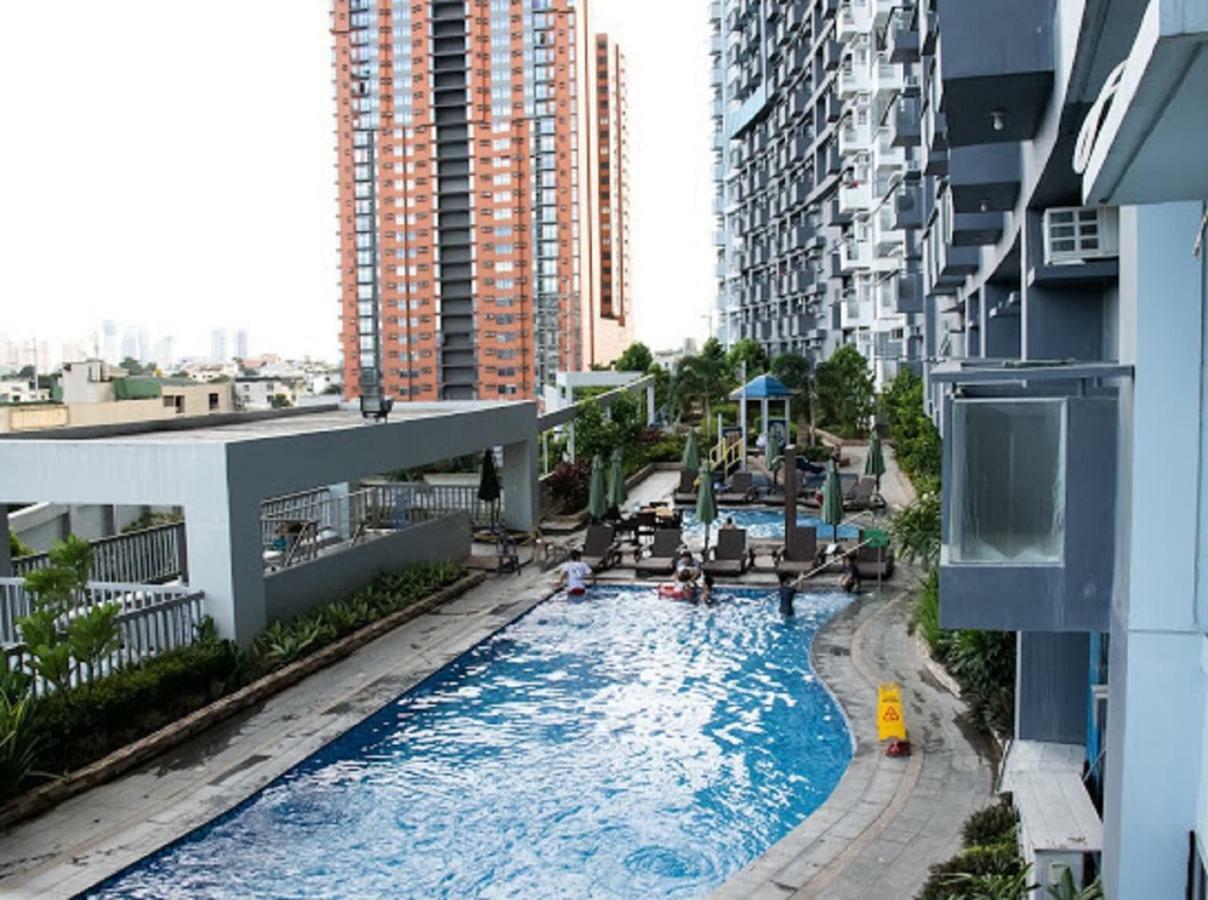 Cubao Manhattan Heights Unit 5A Tower C Кесон-Сити Экстерьер фото