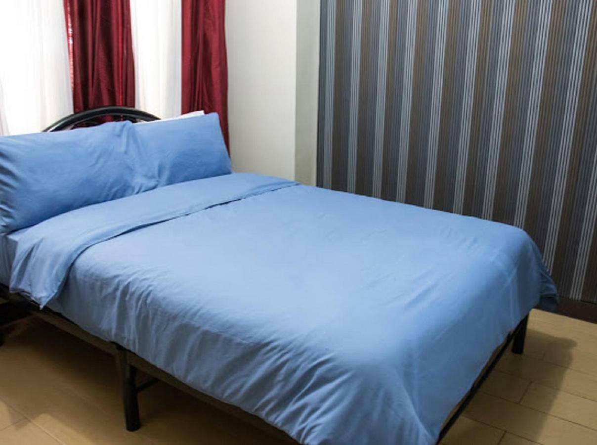 Cubao Manhattan Heights Unit 5A Tower C Кесон-Сити Экстерьер фото